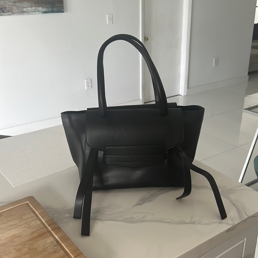 Brand new ** black tote leather purse. Alessandro Mari from Italy